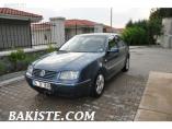 Volkswagen  Bora  1.6 Pasific 2004