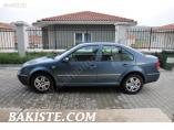 Volkswagen  Bora  1.6 Pasific 2004